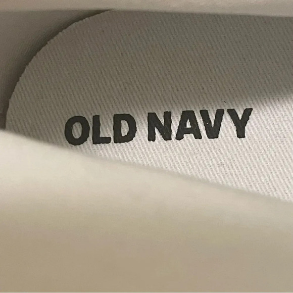OLD NAVY Gender‎ Neutral Canvas High Top Sneakers in Solid White - Picture 7 of 9